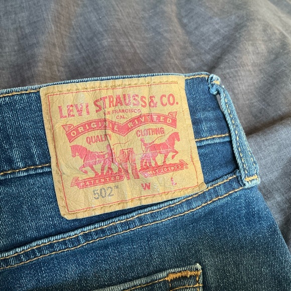 502 levi jeans - Picture 3 of 6